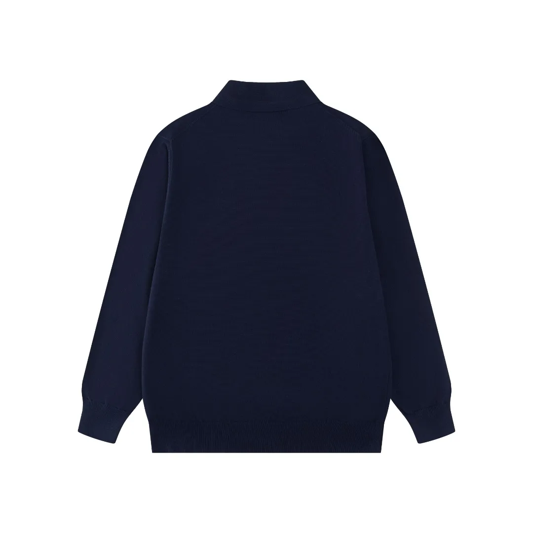 P206 Style number: R07 Ralph Lauren knitted pony embroidered lapel polo shirt three-button pullover open chest long-sleeved sweater. Official website synchronized. Same style for men and women. Classic cotton yarn. 100% white cotton. High-quality goods. Classic style has always been very popular! The workmanship details are very good! The simple lapel polo pullover sweater is always the standard, with classic brand embroidery on the chest! All major stars have the same style! Best for couples. High quality goods! Xinjiang cotton micro-elastic and smooth fabric is of great quality. Pure cotton is soft and skin-friendly. Color #White Blue Gray Dark Gray Khaki Military Green Navy White Label Navy Blue Red Label Black Red Label Black White Label Pink Size#S M L